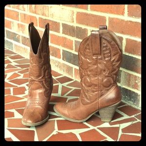Adorable Fashion Cowgirl Boots